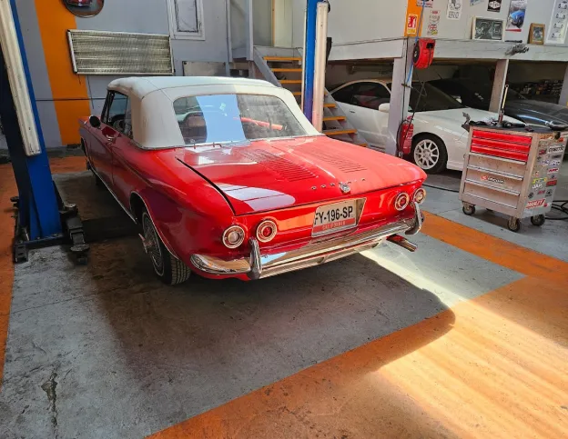 Garage dédié à votre voiture de collection à Davron, près de Versailles, Yvelines (78) : Garage O'Classics